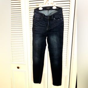 Judy Blue darkwash skinny fit jeans size 9/29